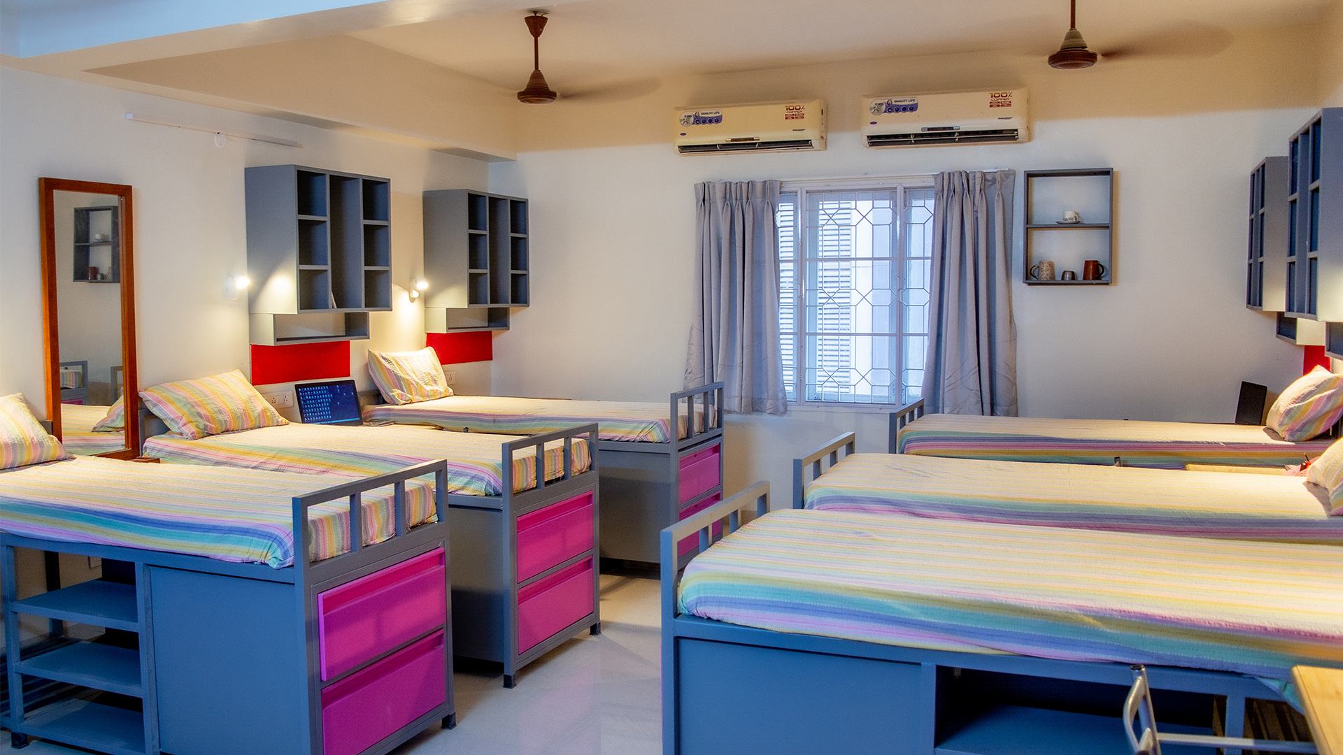 Six Share Deluxe Room at Rani Meyyammai Hostel Chennai