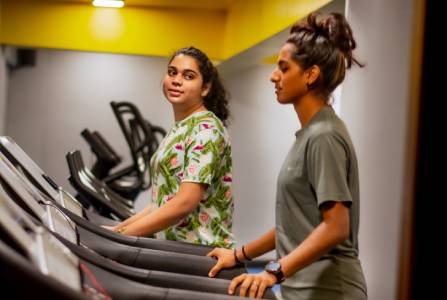 Ladies hostels with gym in Chennai